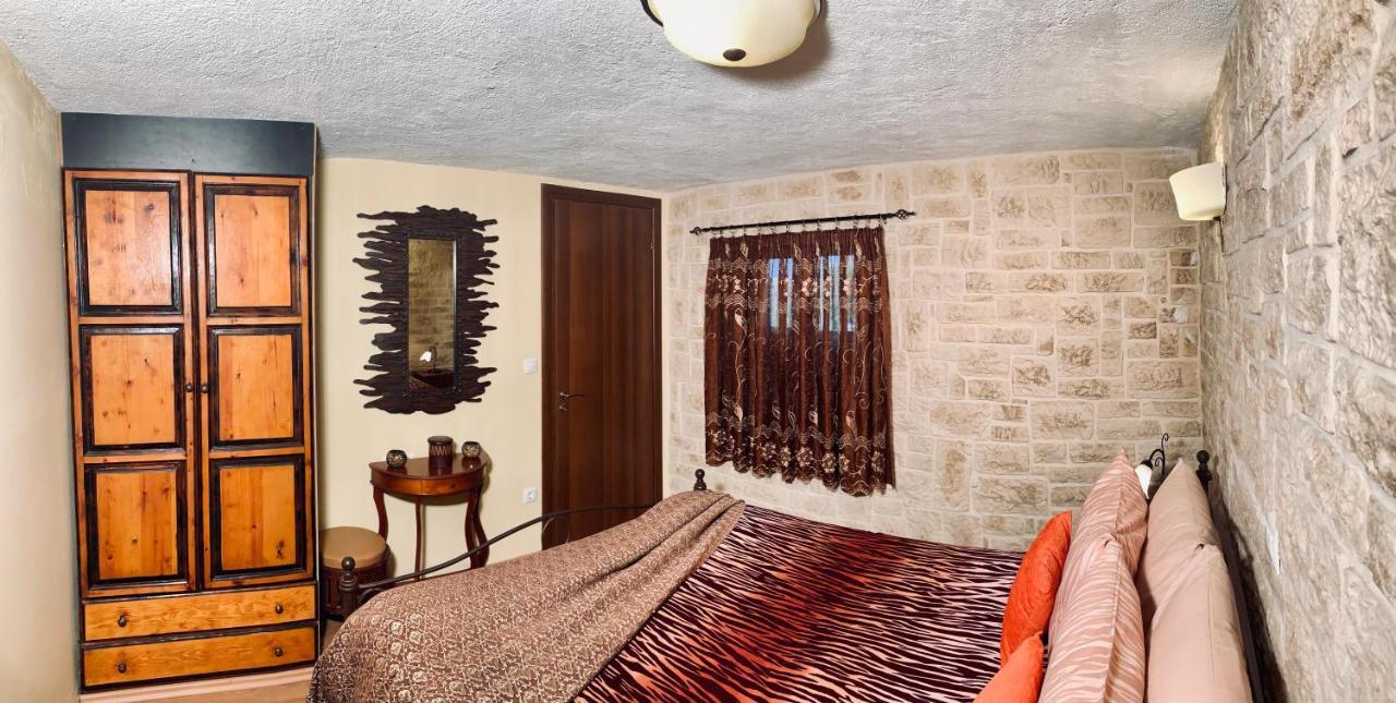 Ermones Odyssesas Bungalow Vátos المظهر الخارجي الصورة